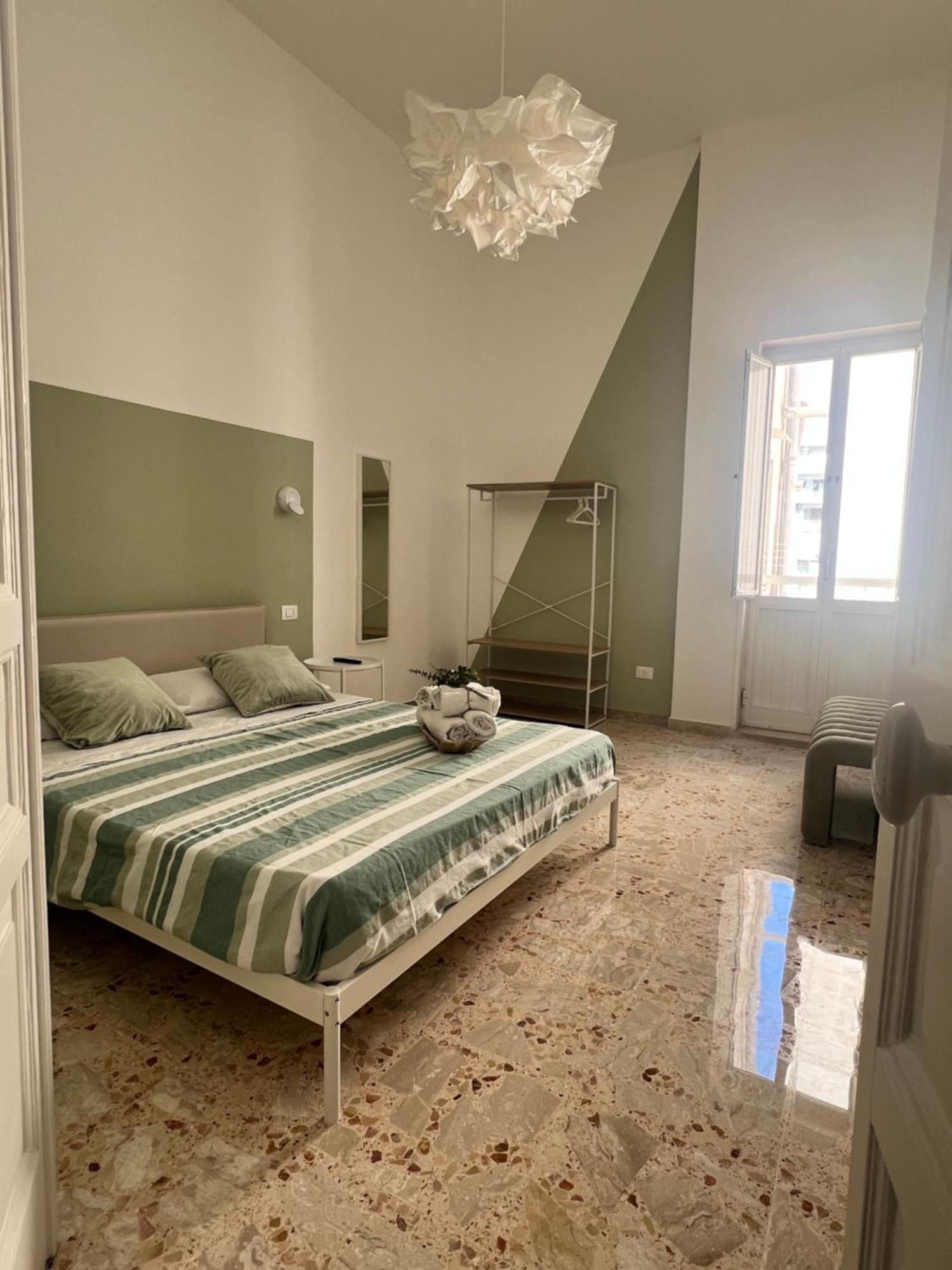 Lucky Corner Daire Taranto Dış mekan fotoğraf